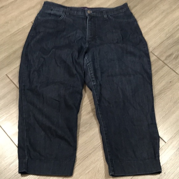 NYDJ Lift Tuck Technology Dark Wash Wide Leg Capri size 12 - Picture 4 of 9